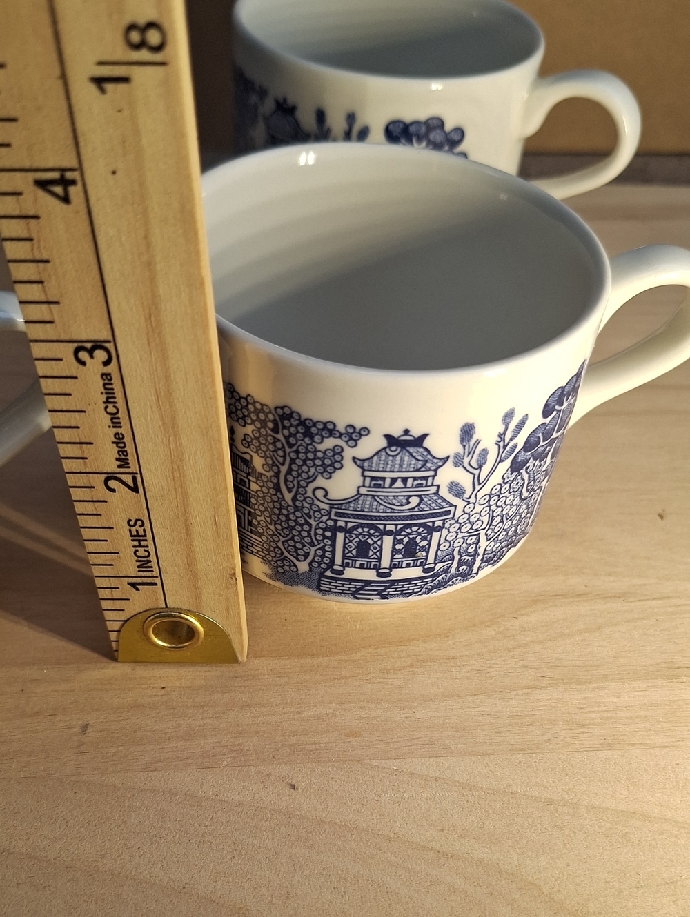Vintage Churchill Blue Willow Coffee/Tea Cup Made In England Set Of 4 - Picture 15 of 15